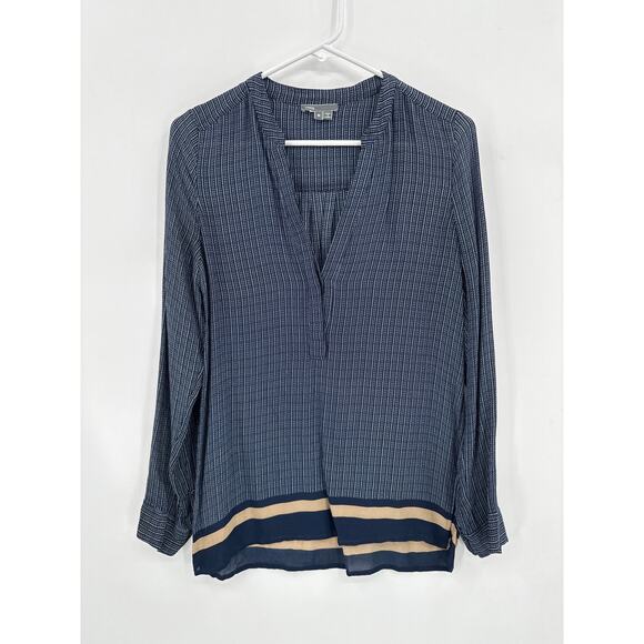 Vince 100% Silk button front Long sleeve Blouse Navy Ble Size Medium - Picture 2 of 4